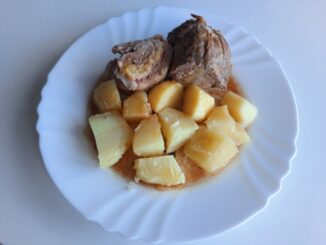 Závitek plněný cuketovým zelím